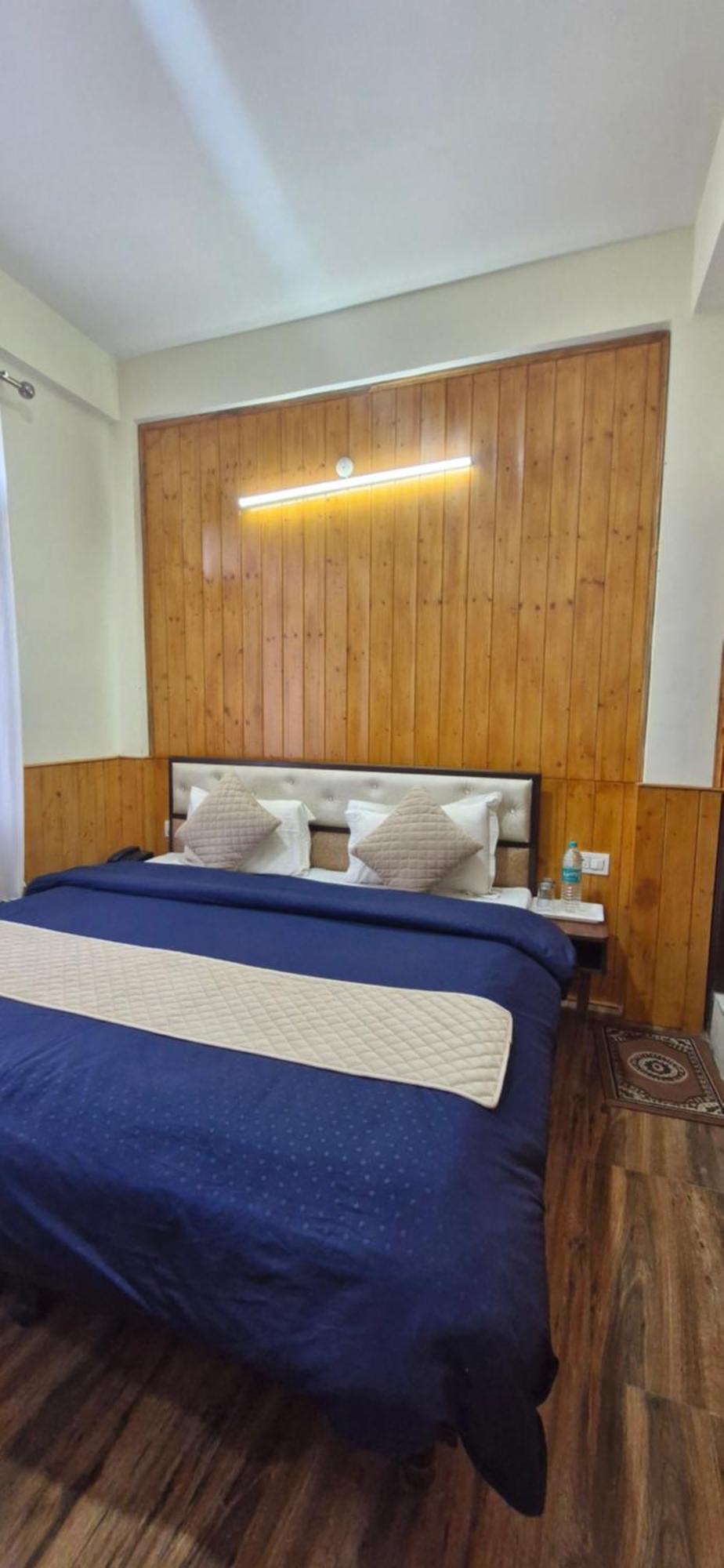 Hotel White Villa Shimla Buitenkant foto